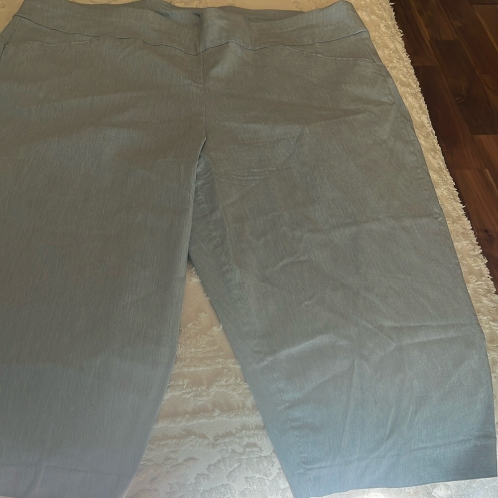 Capris